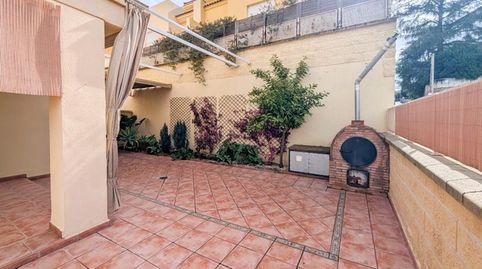 Foto 3 de Casa adosada en venta en Calle Ramal de Lenchin, 8, Cájar, Granada