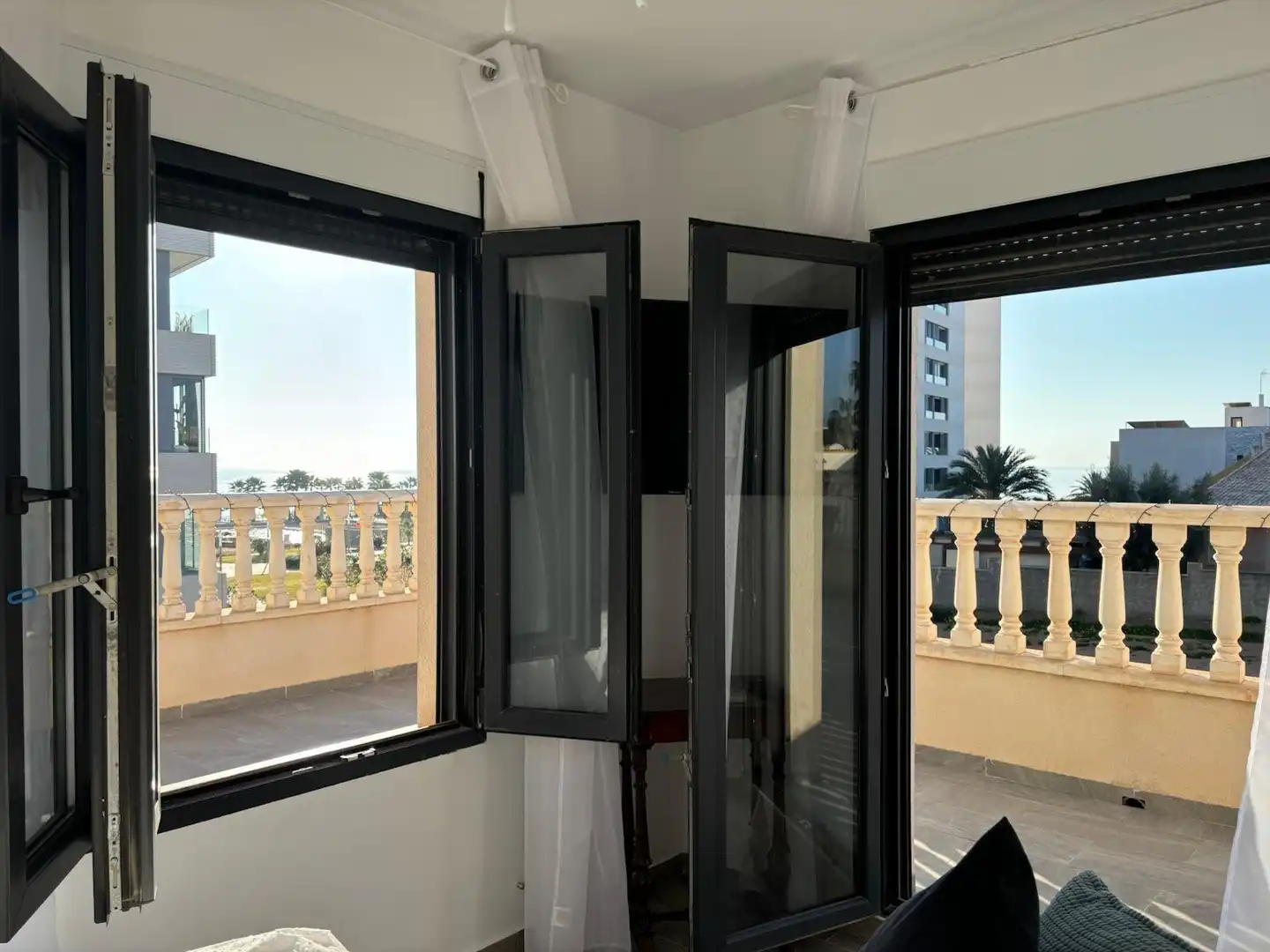 Terrassa de Casa o xalet en venda en Torrevieja amb Aire condicionat, Calefacció i Jardí privat