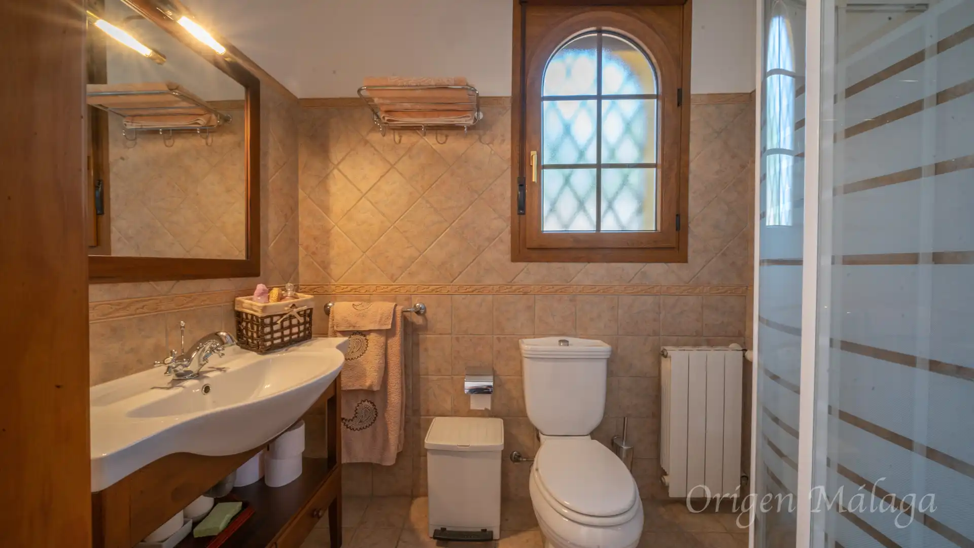 Baño de Casa o chalet en venta en Alhaurín de la Torre con Aire acondicionado, Calefacción y Jardín privado