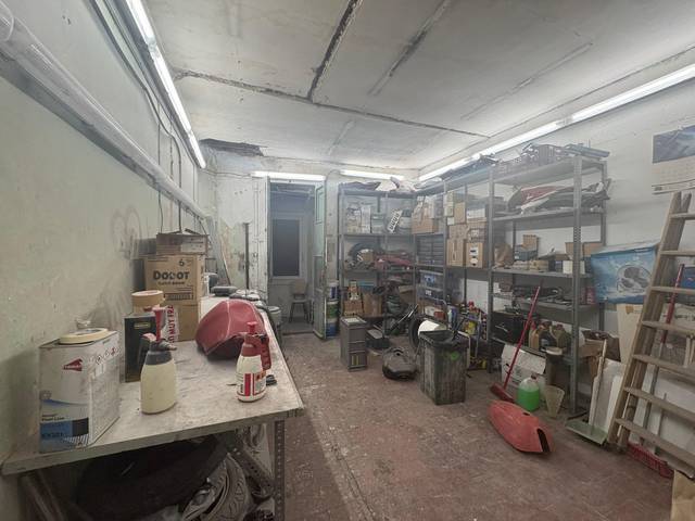 Casa-chalet en Venta en Carrer de Galileu en Sants