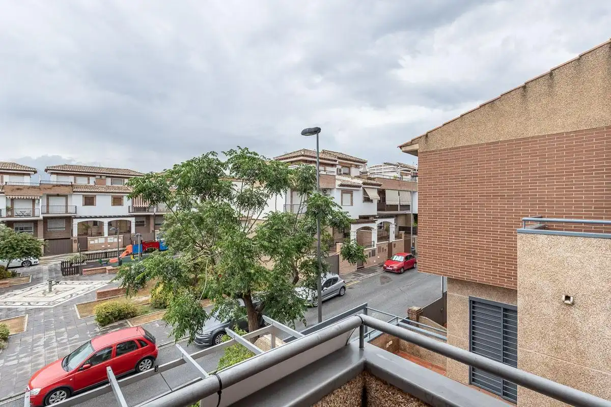 Detached homes for sale in Poniente