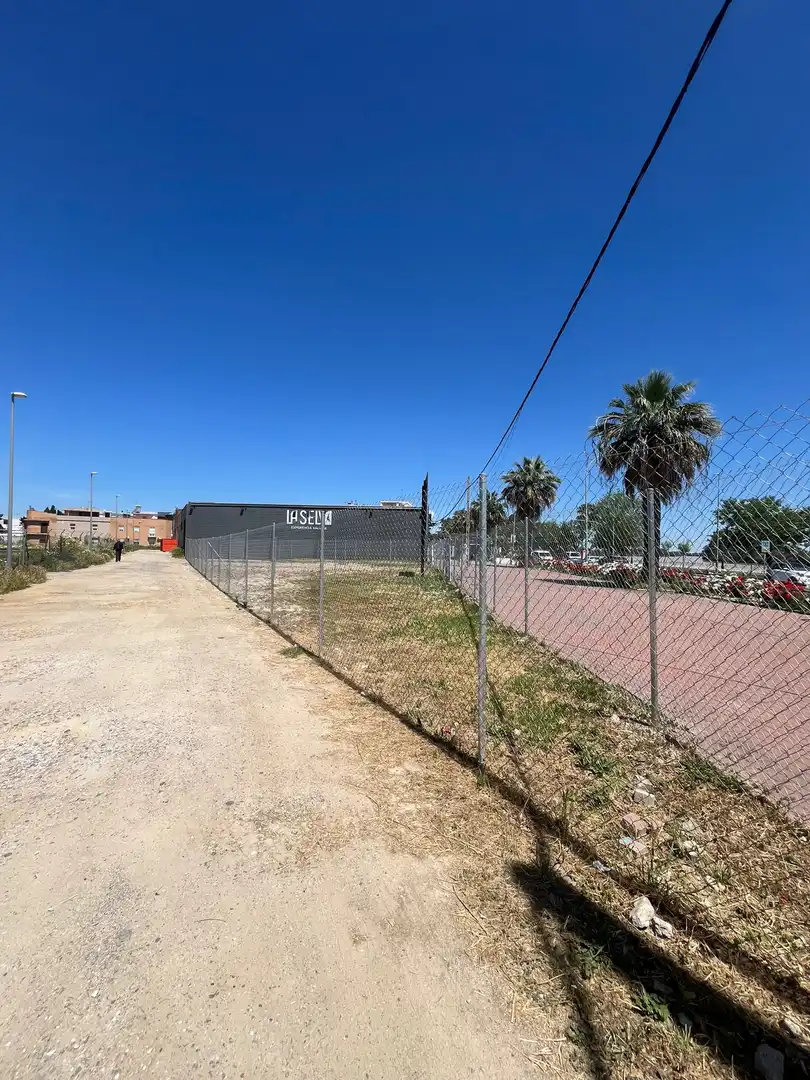 Terrenys i solars en venda a Coria del Río, imagen 6