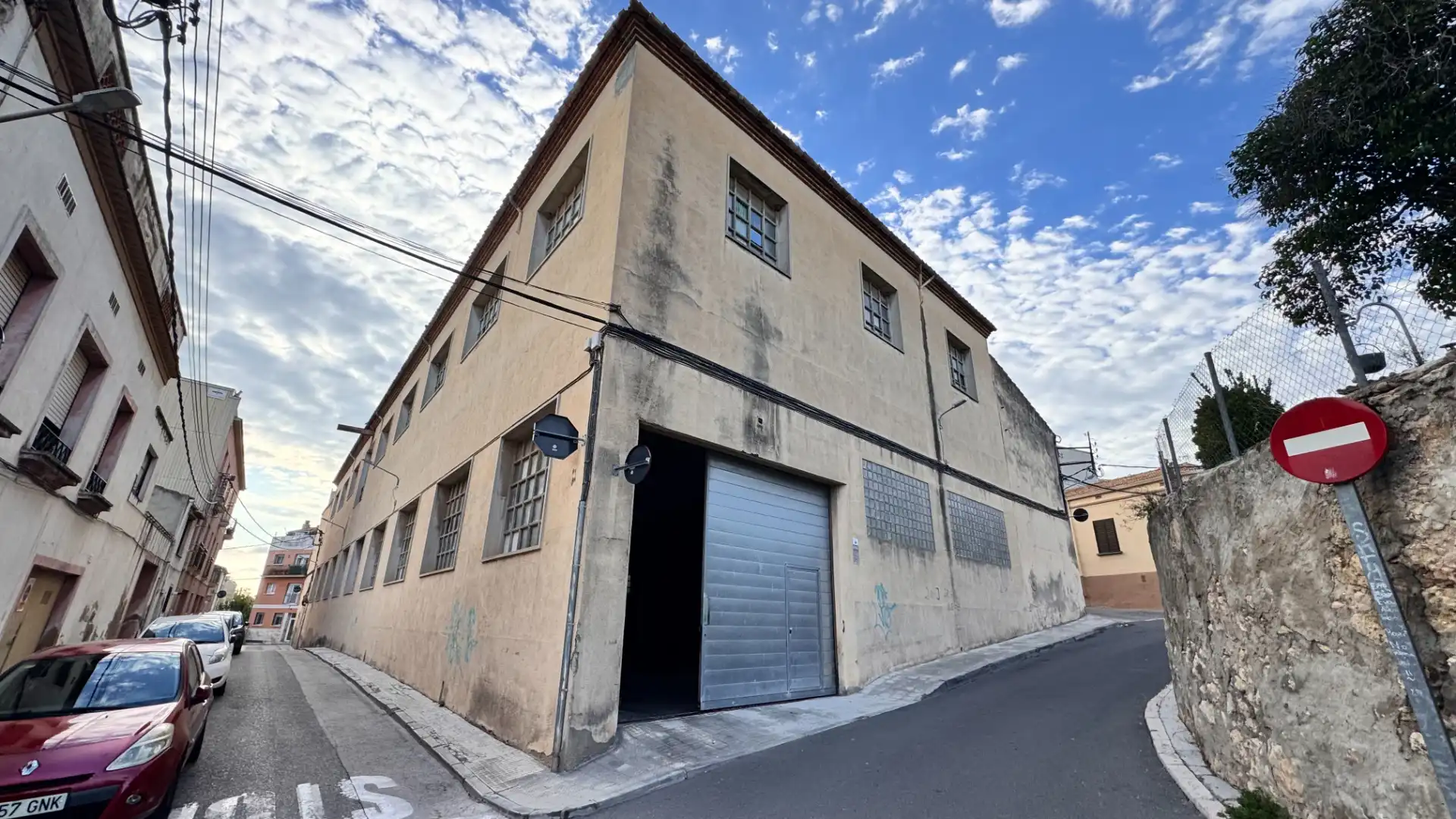 Mixed residential for sale in Carrer de la Roca 18, imagen 2