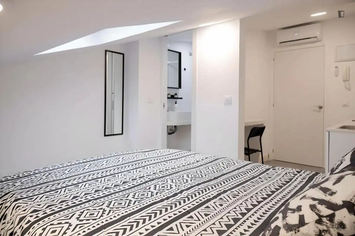 Study for rent in Opañel
