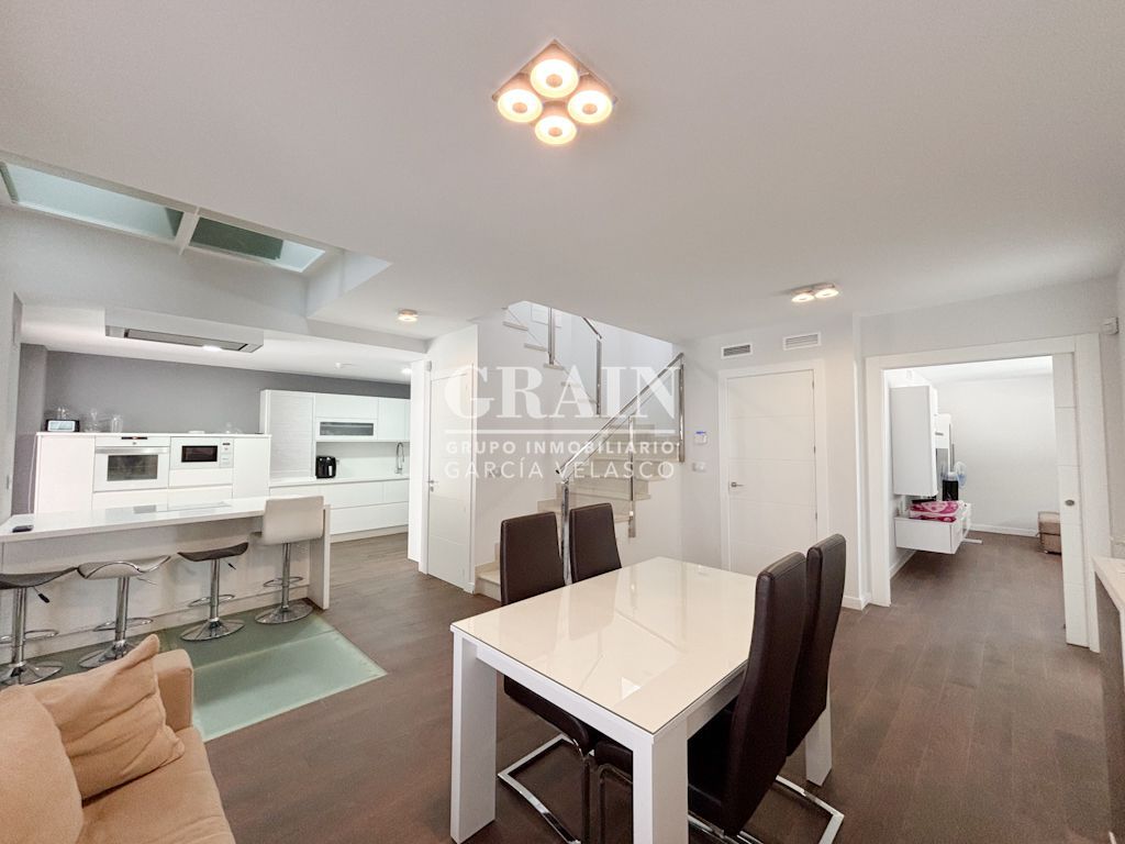 Single-family semi-detached for sale in Imaginalia - Llanos del Águila