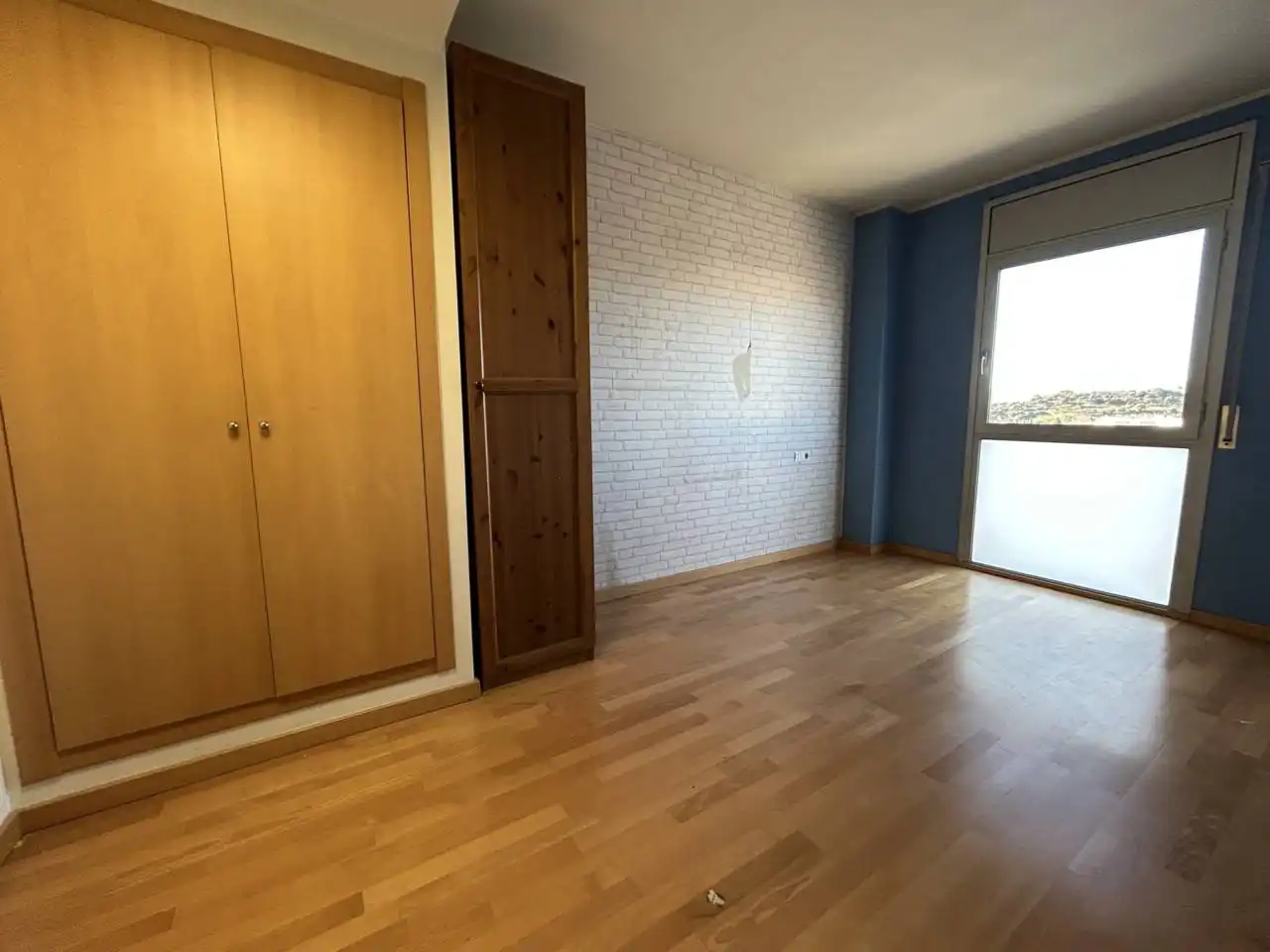 Habitación de Ático en venta en Montornès del Vallès con Aire acondicionado, Calefacción y Parquet