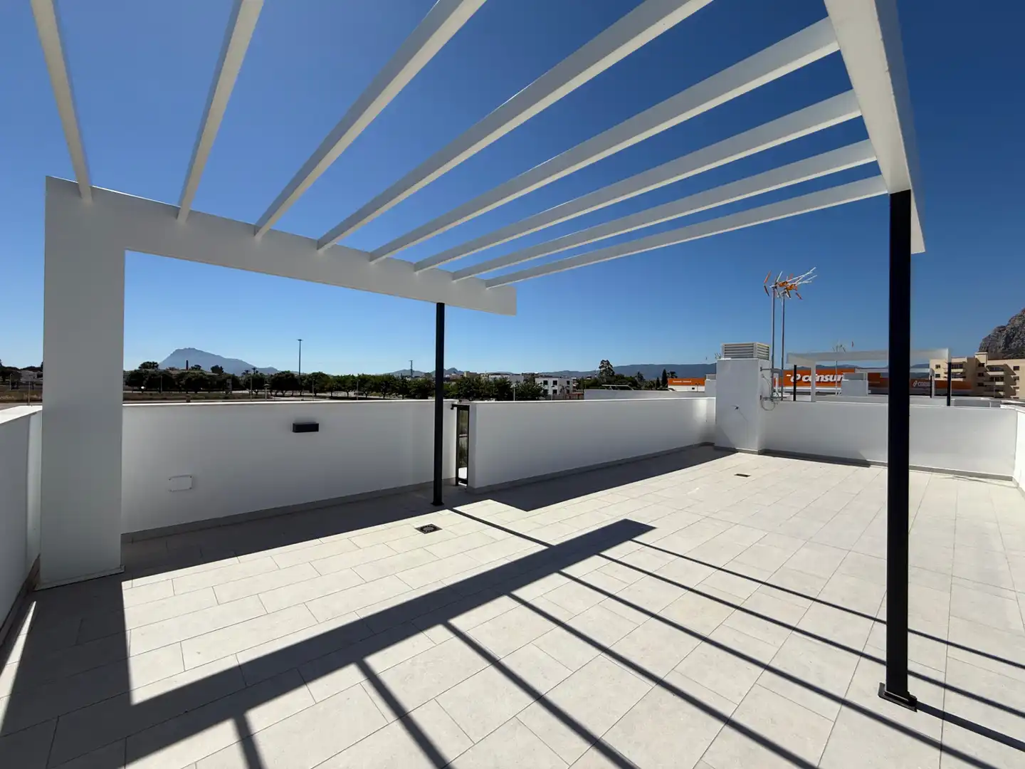 Terrassa de Casa o xalet en venda en Dénia amb Aire condicionat, Calefacció i Jardí privat