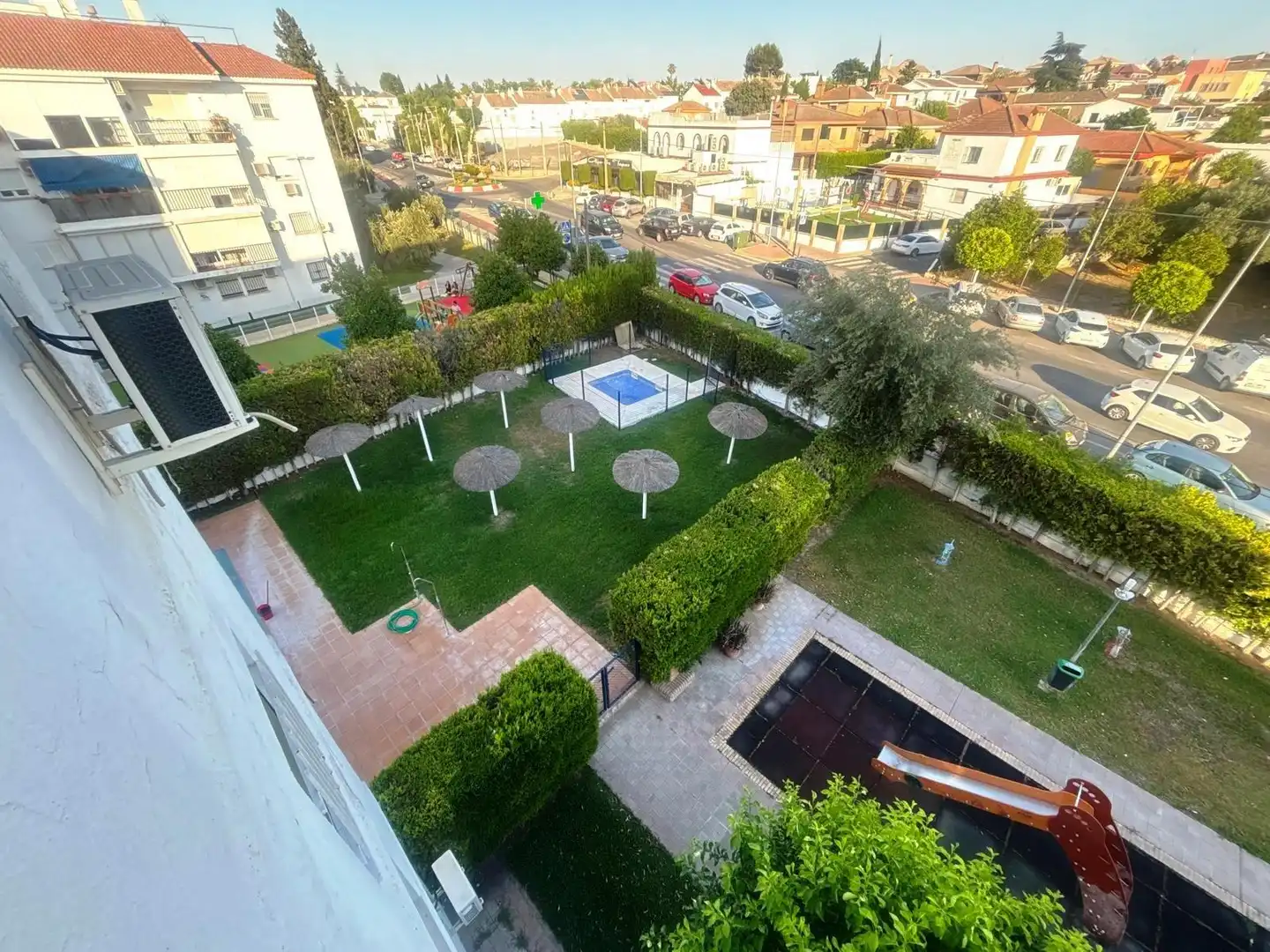 Garten von Wohnung zum Verkauf in Gines mit Klimaanlage und Gemeinschaftspool