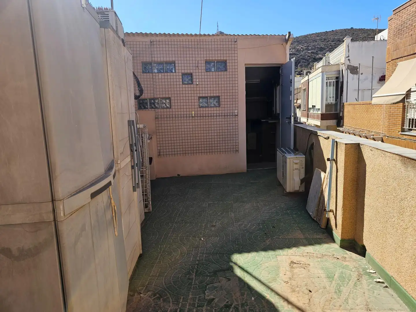 Vista exterior de Casa o xalet en venda en Cartagena amb Terrassa