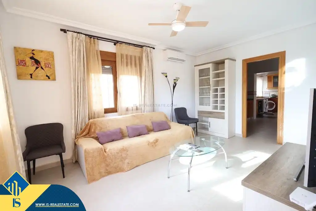 Sala d'estar de Casa o xalet de lloguer en Orihuela amb Terrassa, Piscina i Moblat