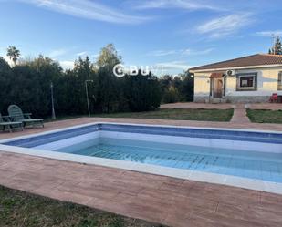 Swimming pool of Single-family semi-detached for sale in Carmona  with Air Conditioner, Terrace and Swimming Pool