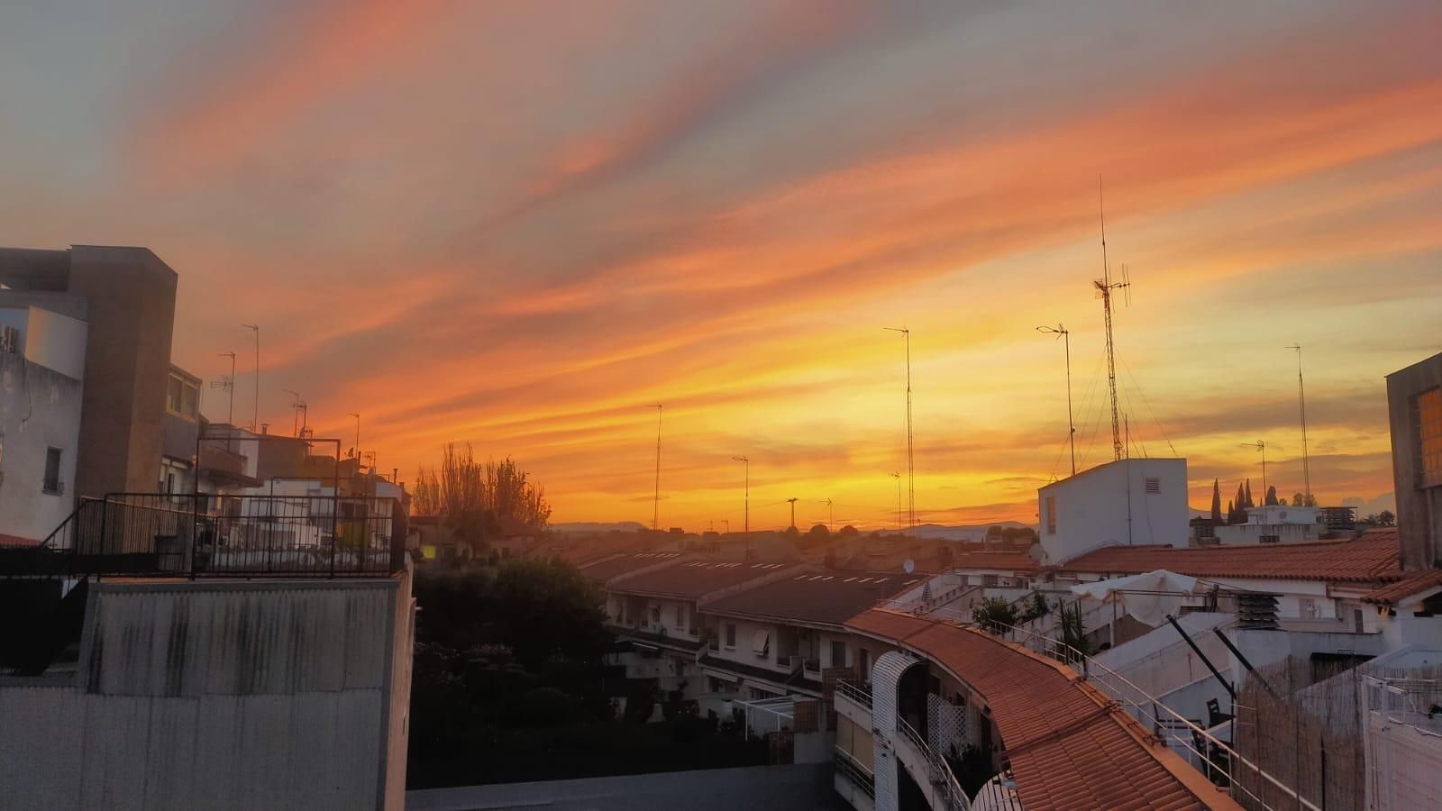 Vista exterior de Àtic en venda en Santa Perpètua de Mogoda amb Aire condicionat, Calefacció i Terrassa