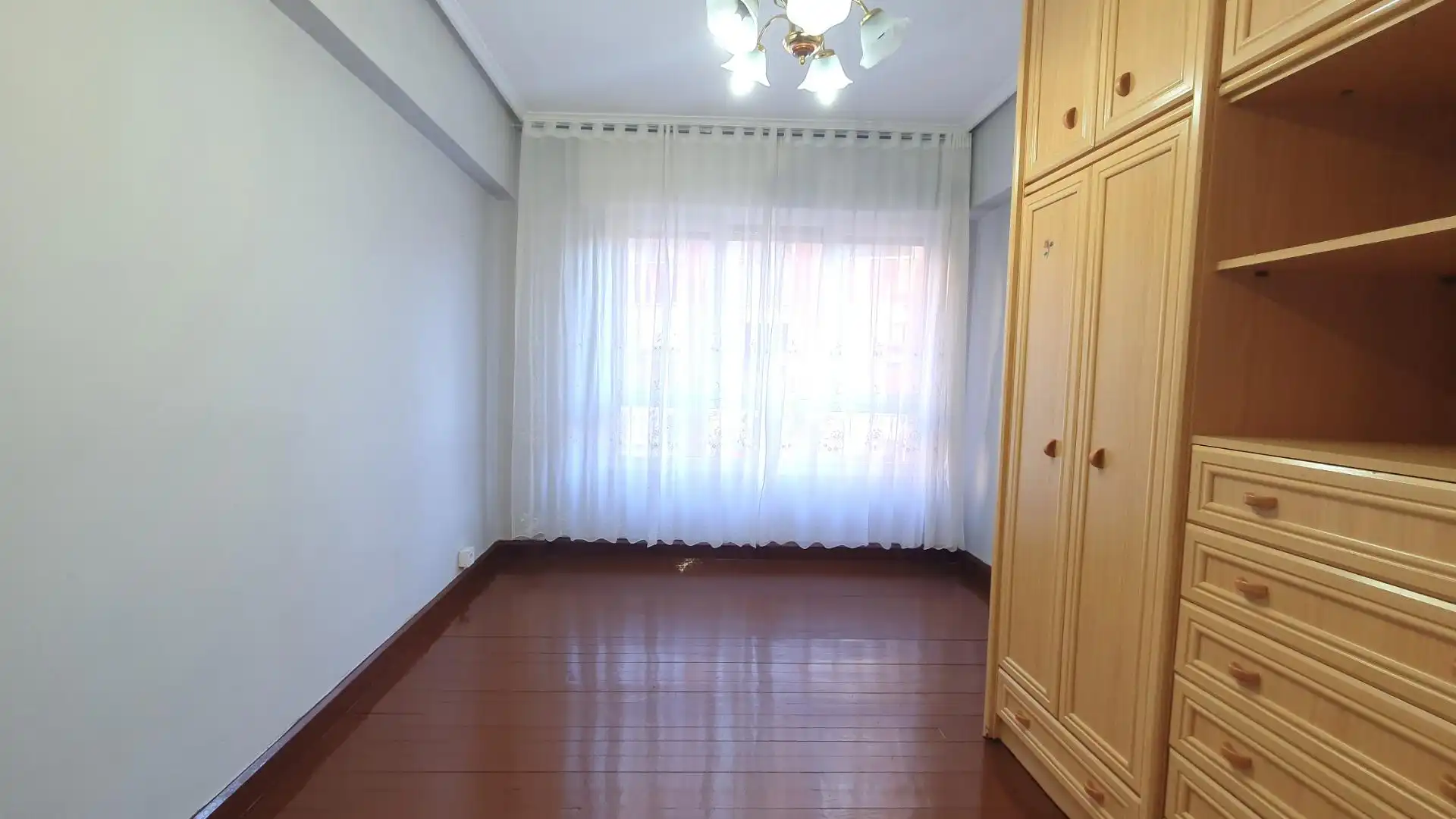 Bedroom of Flat for sale in Sestao   with Storage room and Balcony