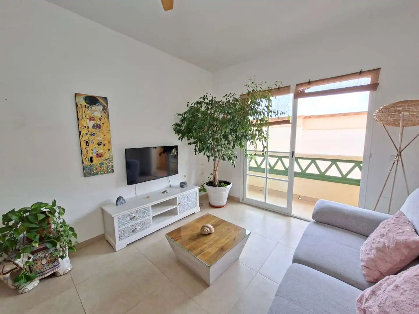 Living room of Flat for sale in Nerja  with Terrace