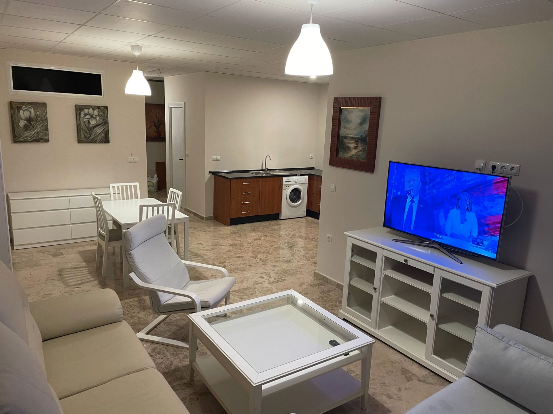 Sala d'estar de Apartament en venda en Antequera amb Moblat, Rentadora i TV