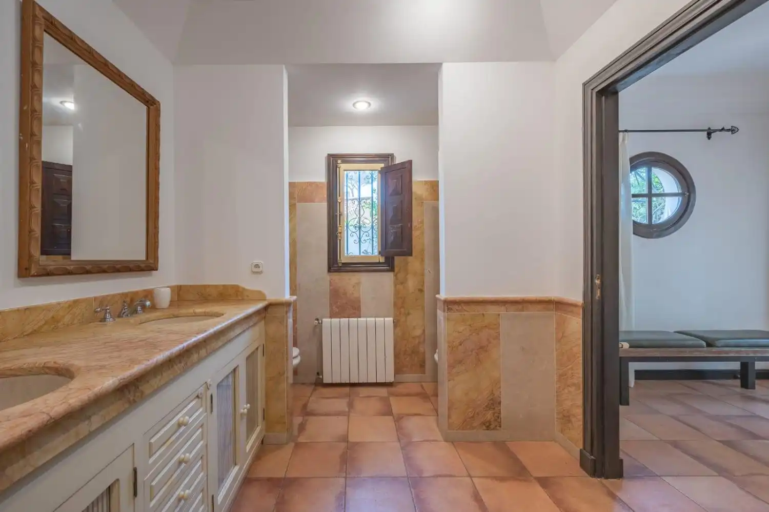 Bany de Casa o xalet de lloguer en Marbella amb Aire condicionat