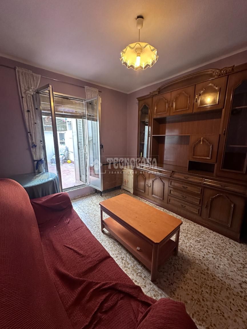 Sala d'estar de Pis en venda en  Madrid Capital