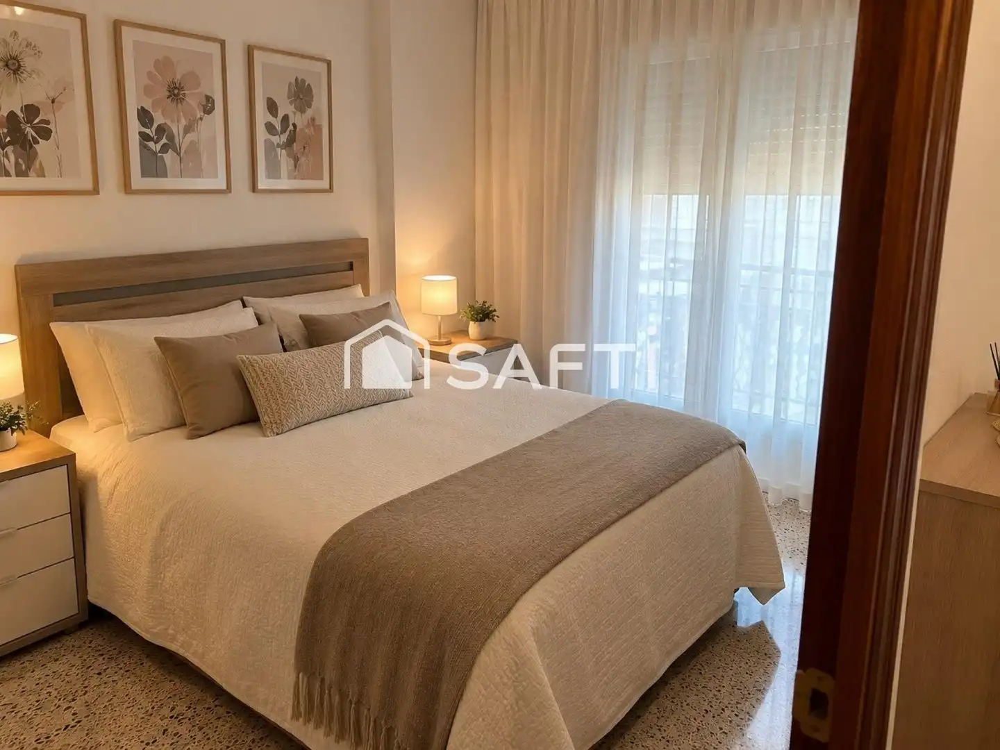 Apartamento con terraza en venta en Riu Sud