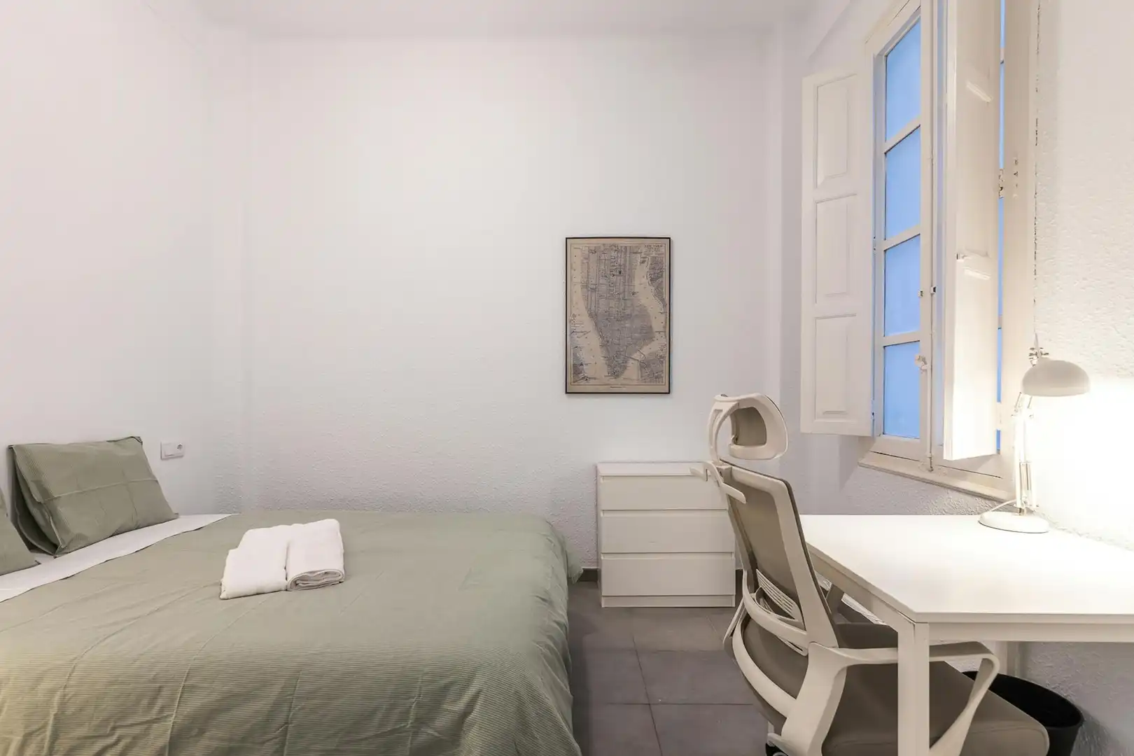 Schlafzimmer von Wohnung zur untervermieten in  Valencia Capital mit Heizung und Waschmaschine
