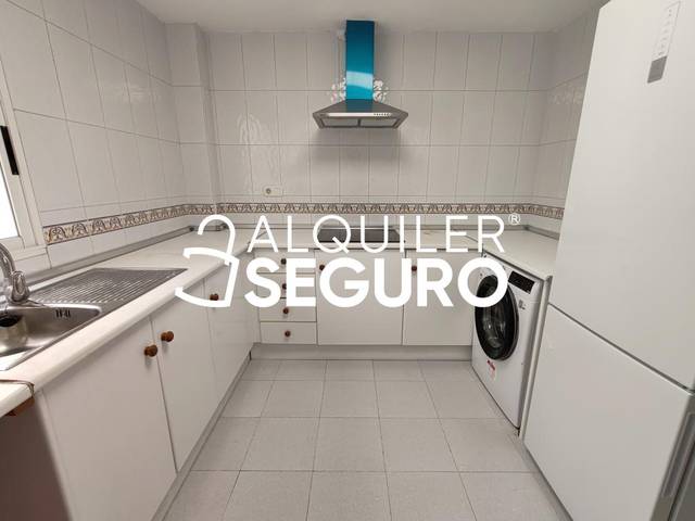 Piso en Alquiler en Alférez Díaz Sanchís en Campoamor