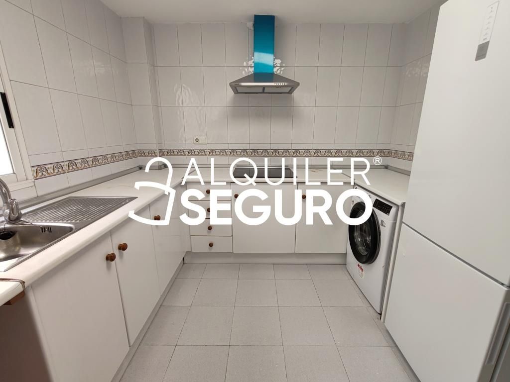 Kitchen of Flat to rent in Alicante / Alacant  with Storage room