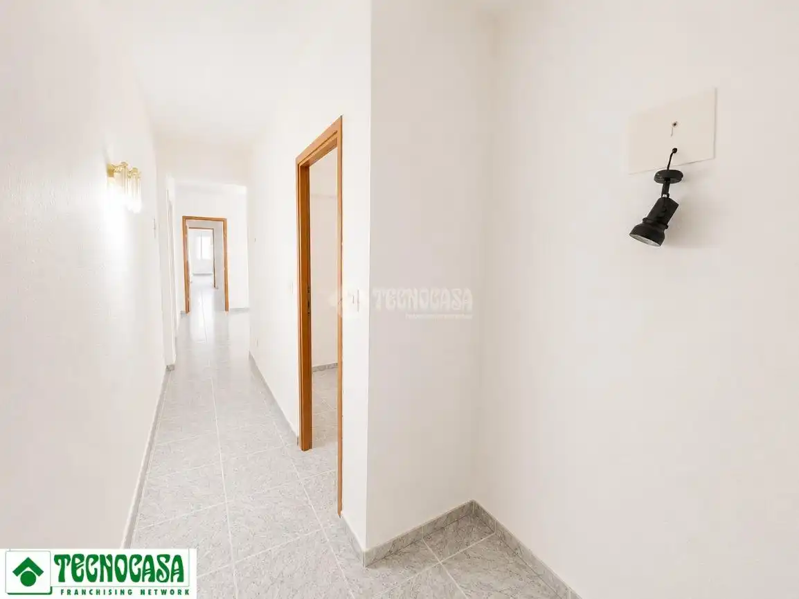 Flat for sale in Manises  with Air Conditioner, Heating and Balcony