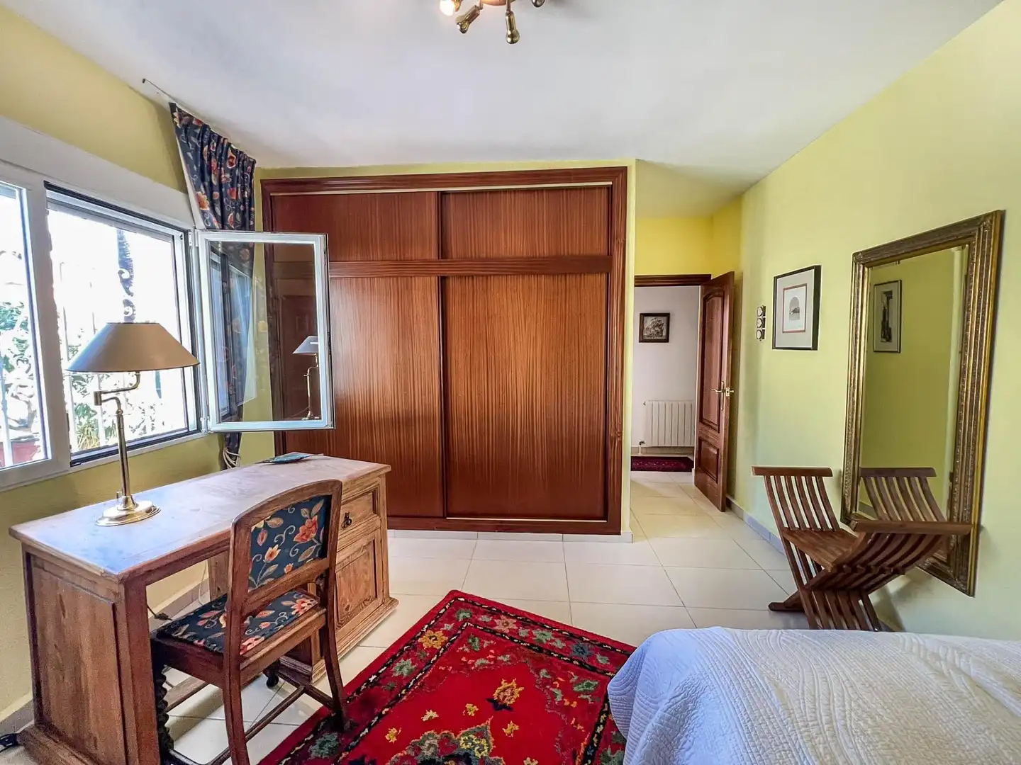 Habitación de Casa o chalet en venta en La Nucia con Aire acondicionado, Calefacción y Jardín privado