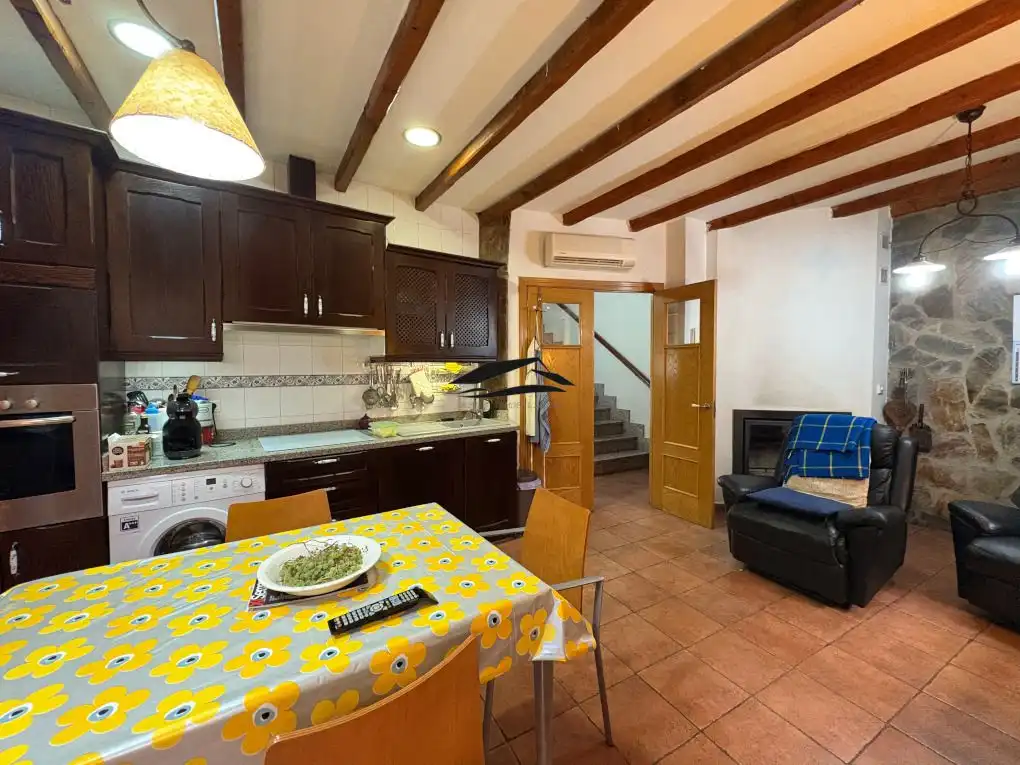 Cocina de Casa o chalet en venta en Santibáñez de la Sierra con Aire acondicionado, Calefacción y Terraza