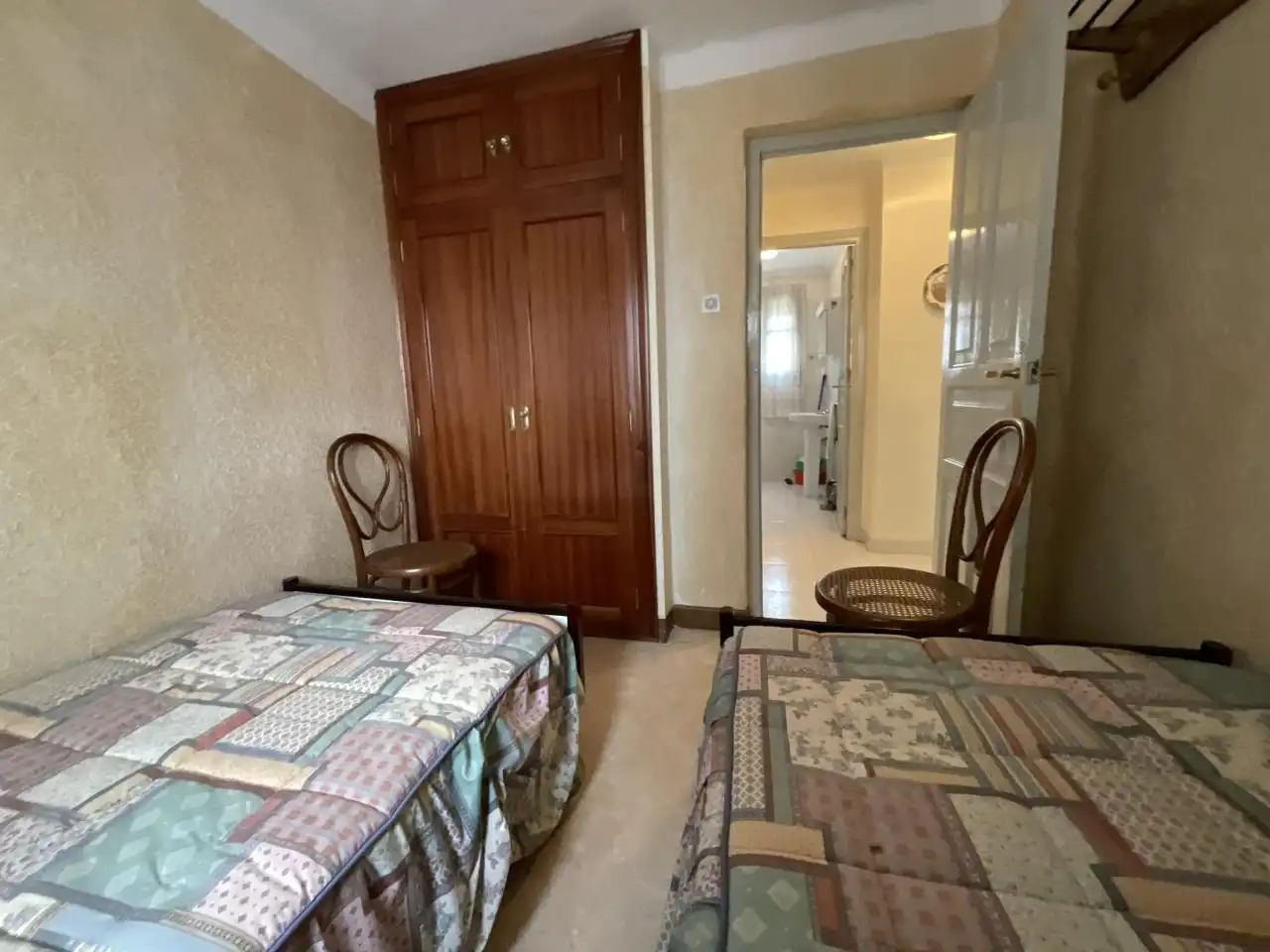 Schlafzimmer von Wohnung zum Verkauf in Santo Domingo de la Calzada mit Möbliert