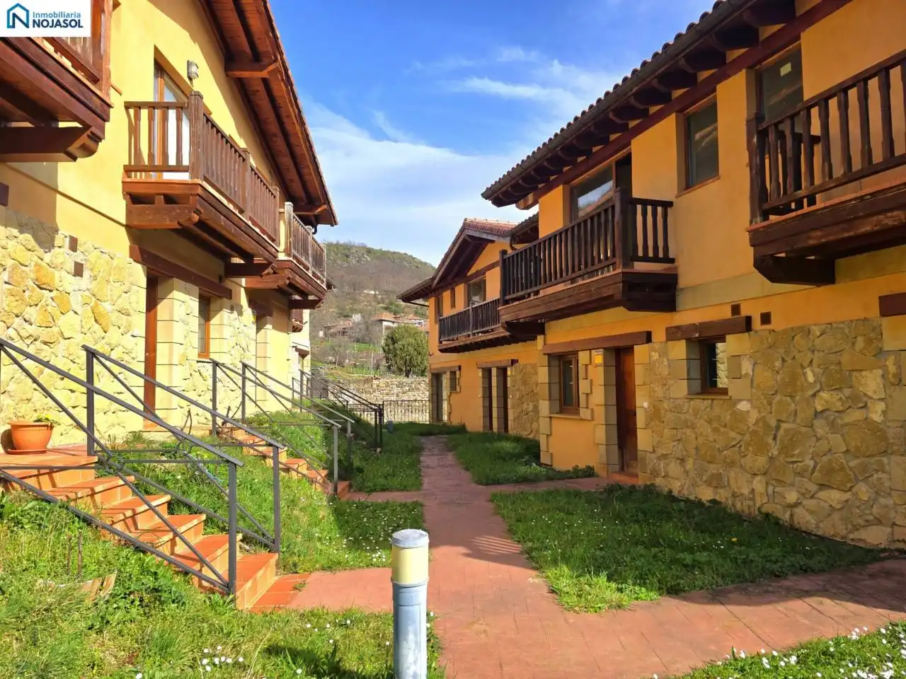 Vista exterior de Apartamento en venta en Vega de Liébana con Calefacción, Jardín privado y Parquet