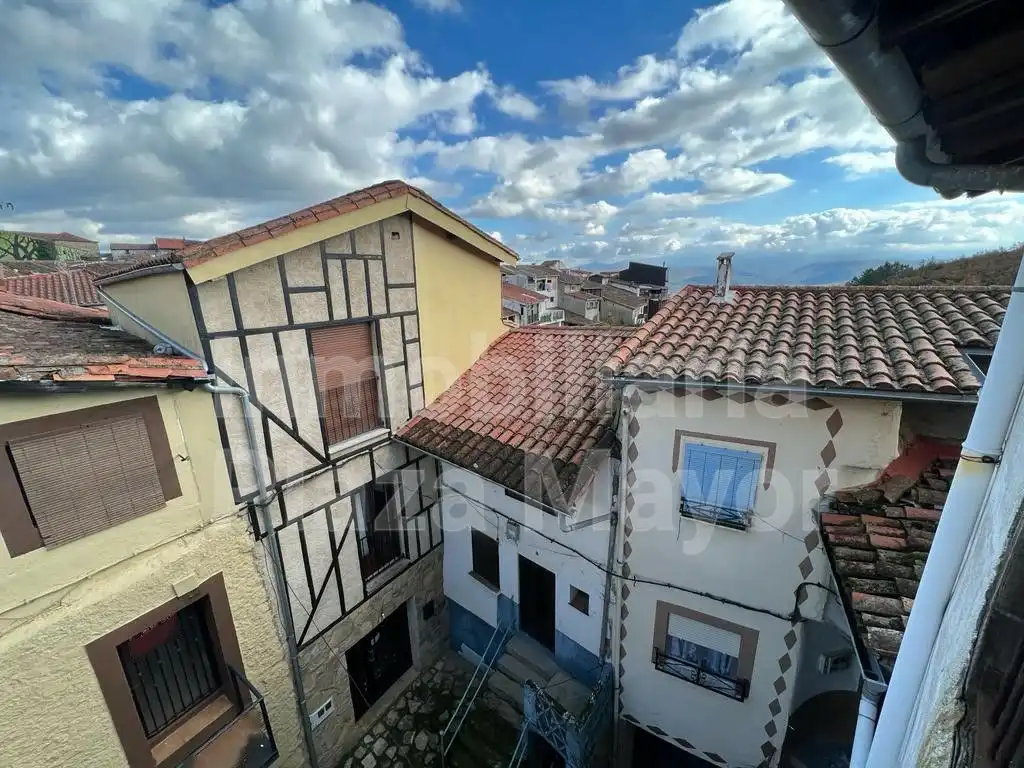 Vista exterior de Casa adosada en venda en Villanueva del Conde