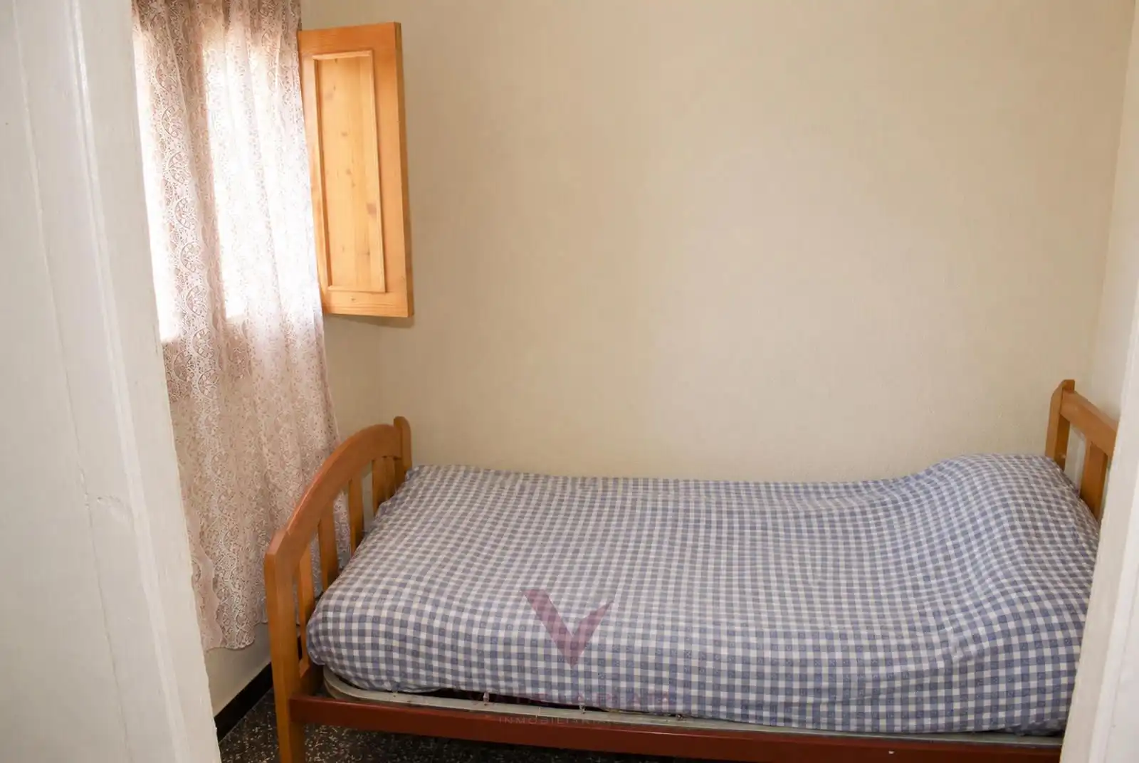 Schlafzimmer von Einfamilien-Reihenhaus zum Verkauf in San Esteban de la Sierra mit Heizung, Terrasse und Möbliert
