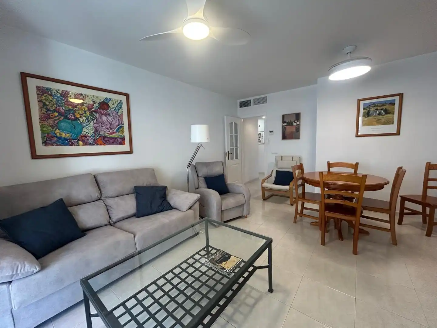 Sala d'estar de Apartament en venda en Calpe / Calp amb Aire condicionat, Calefacció i Terrassa