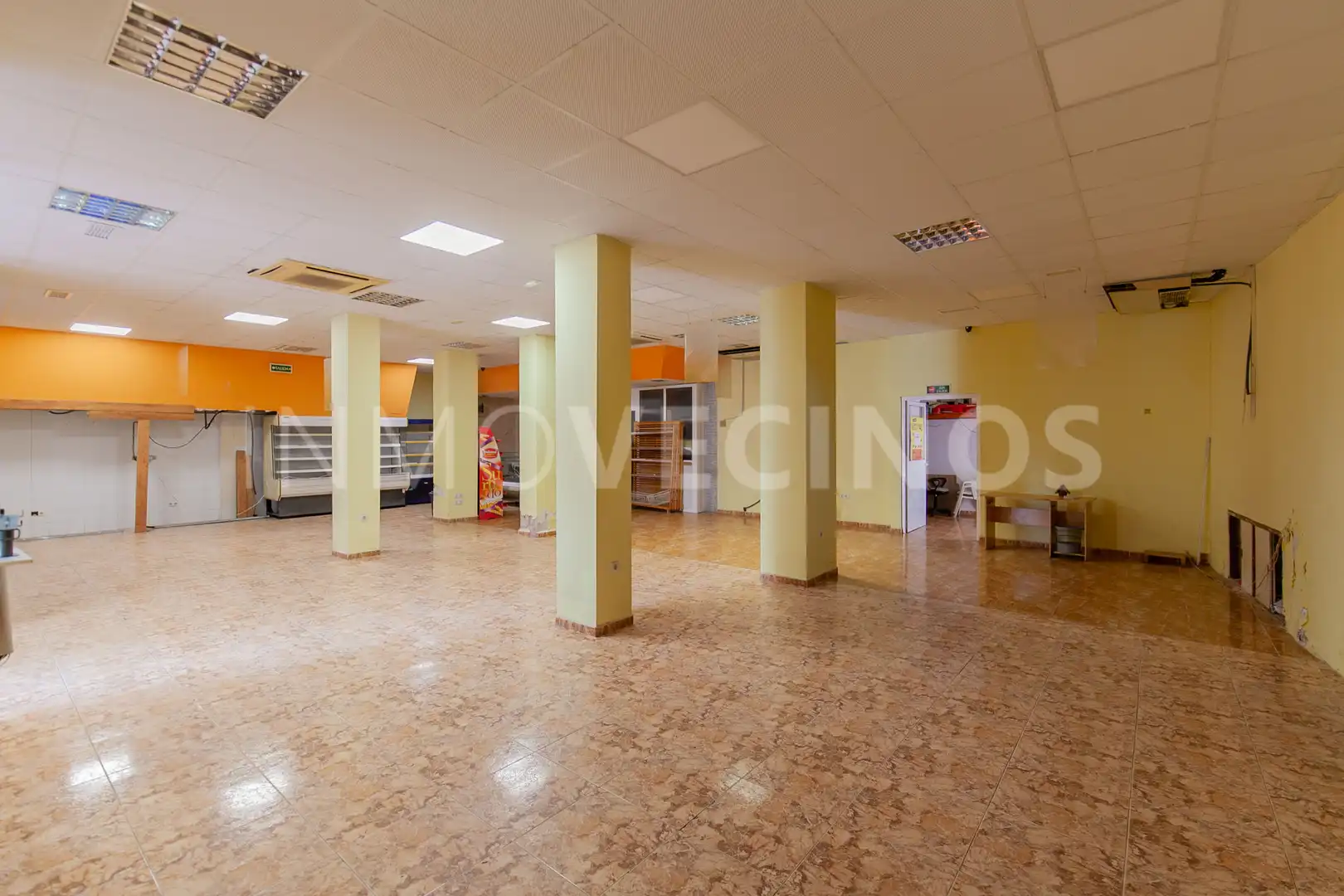 Local en venta en Antella