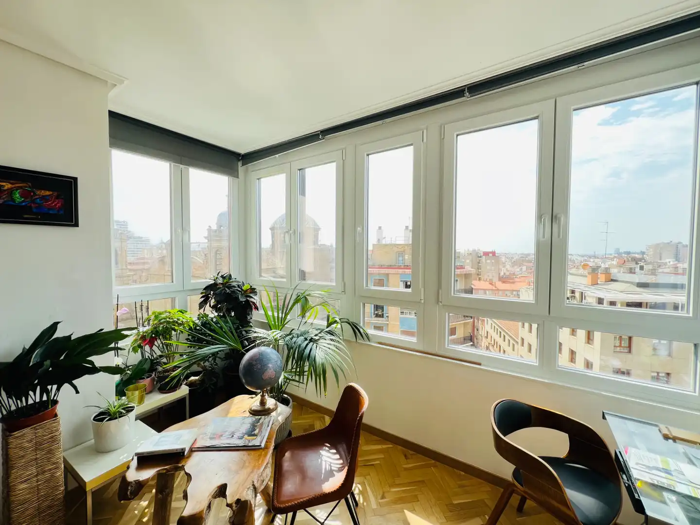 Living room of Flat for sale in Zaragoza  with Air Conditioner, Heating and Parquet flooring