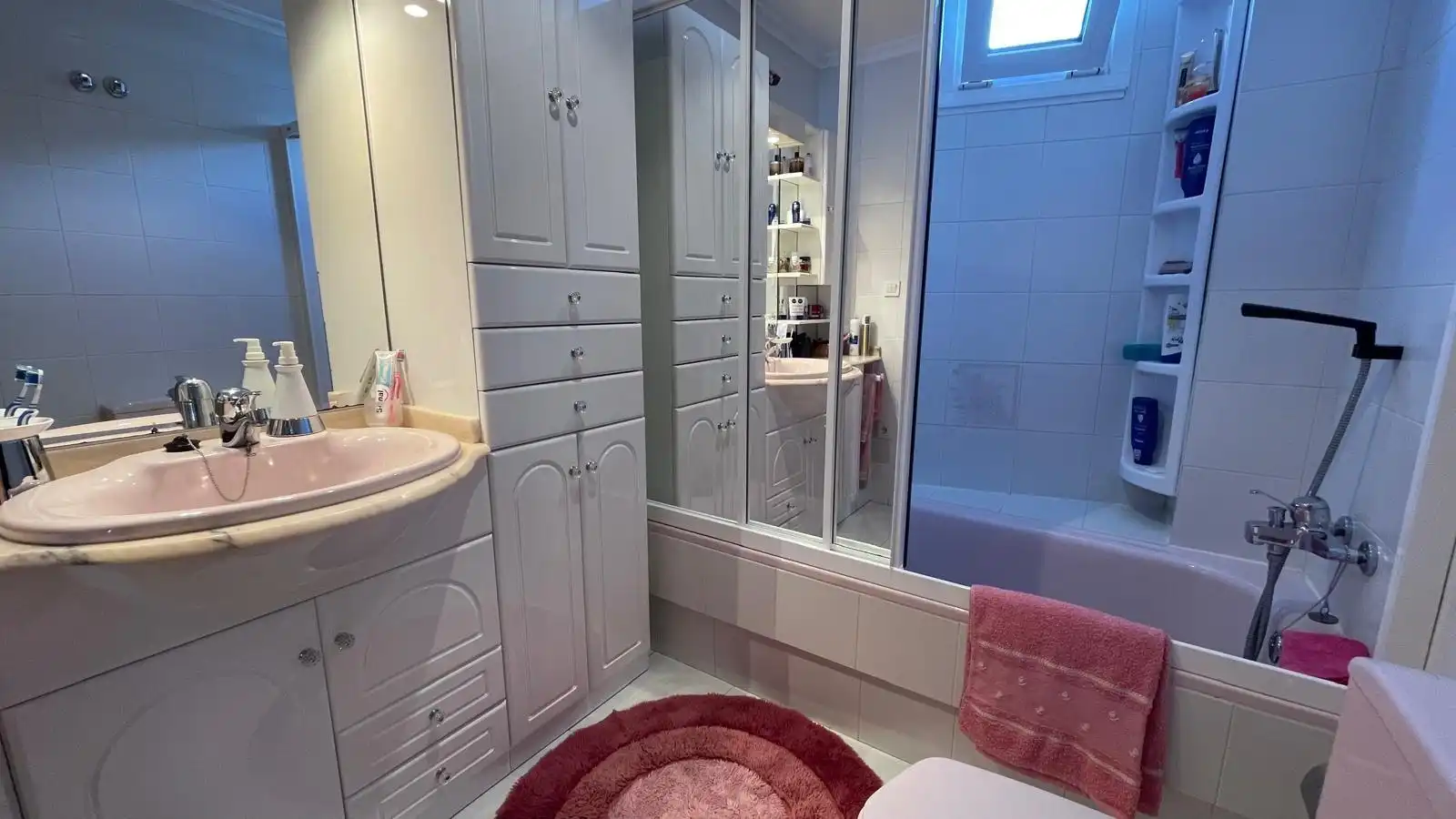 Bathroom of Houses for sale in Xinzo de Limia  with Terrace, Storage room and Furnished