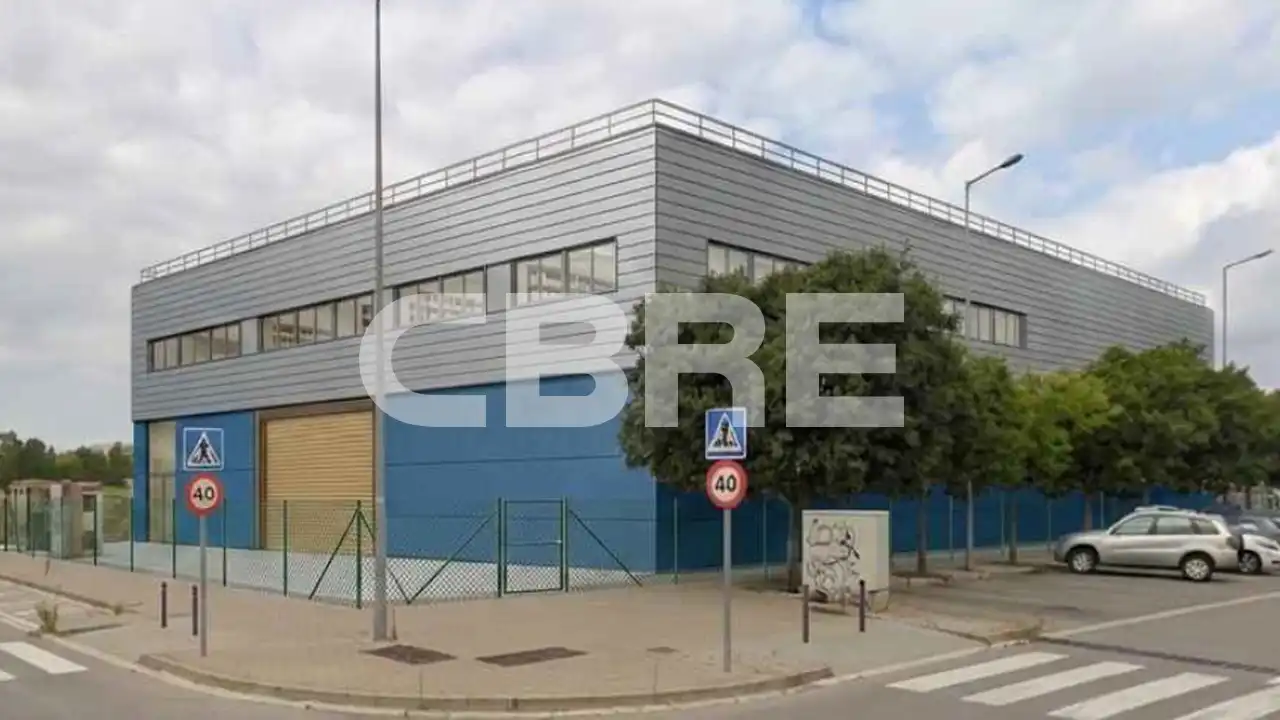 Industriegebäude zur Miete in Carrer de la Ciència 23