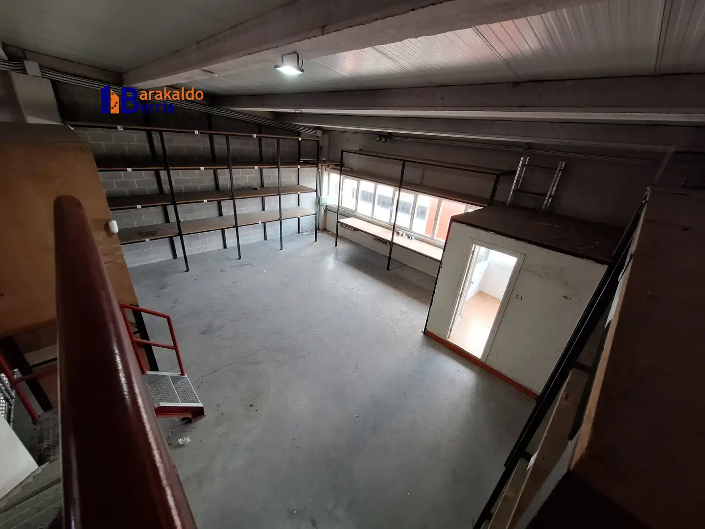 Nave industrial en venta en Santurtzi  con Alarma