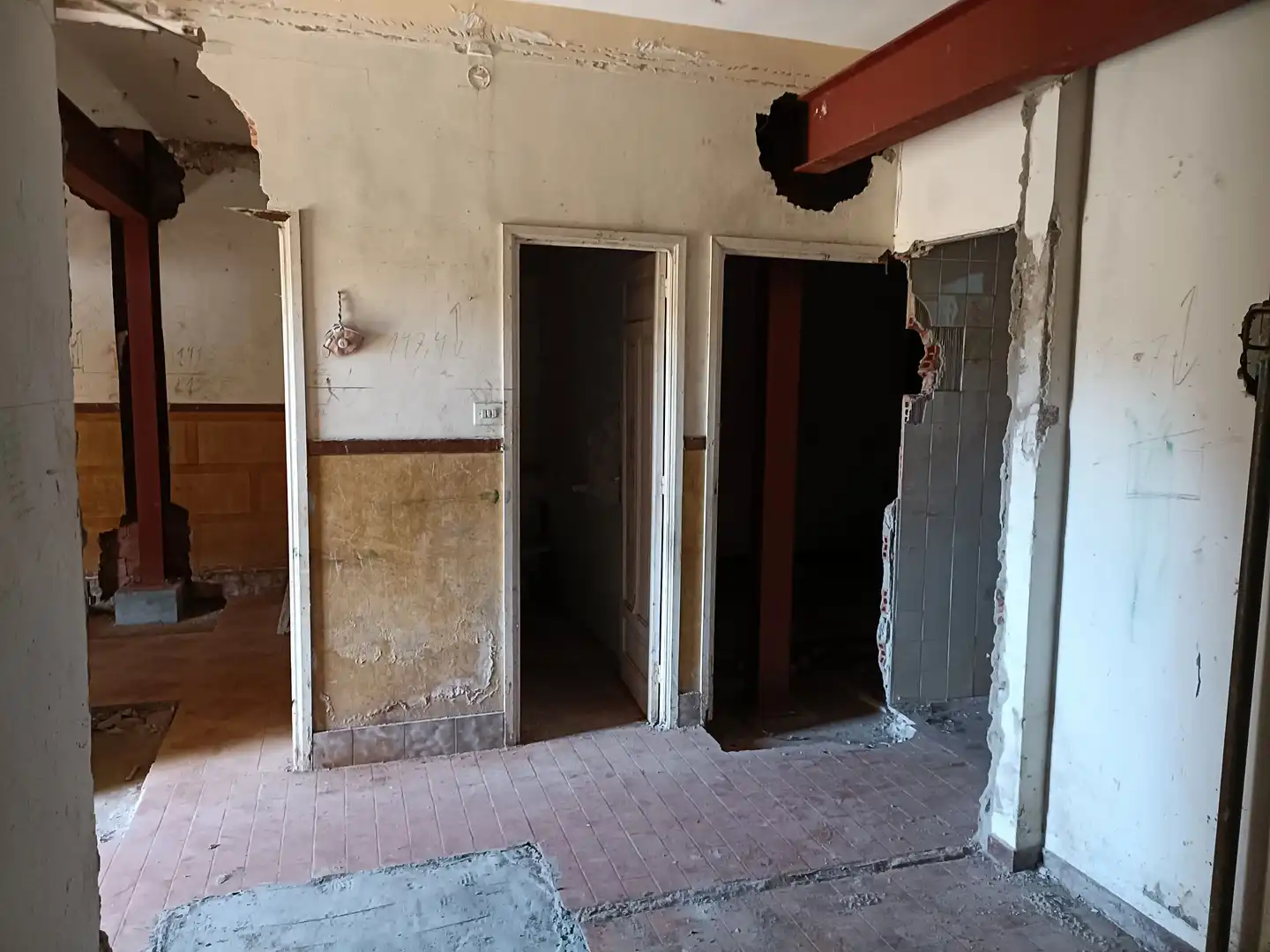 Casa o xalet en venda en Bergondo amb Jardí privat i Traster