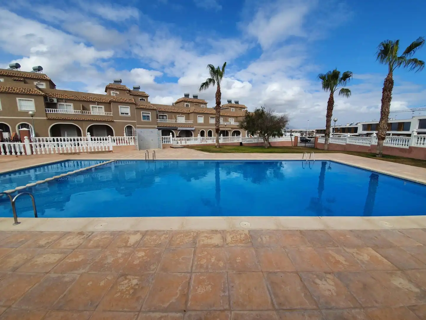 Piscina de Casa o xalet en venda en Santa Pola amb Aire condicionat, Calefacció i Jardí privat