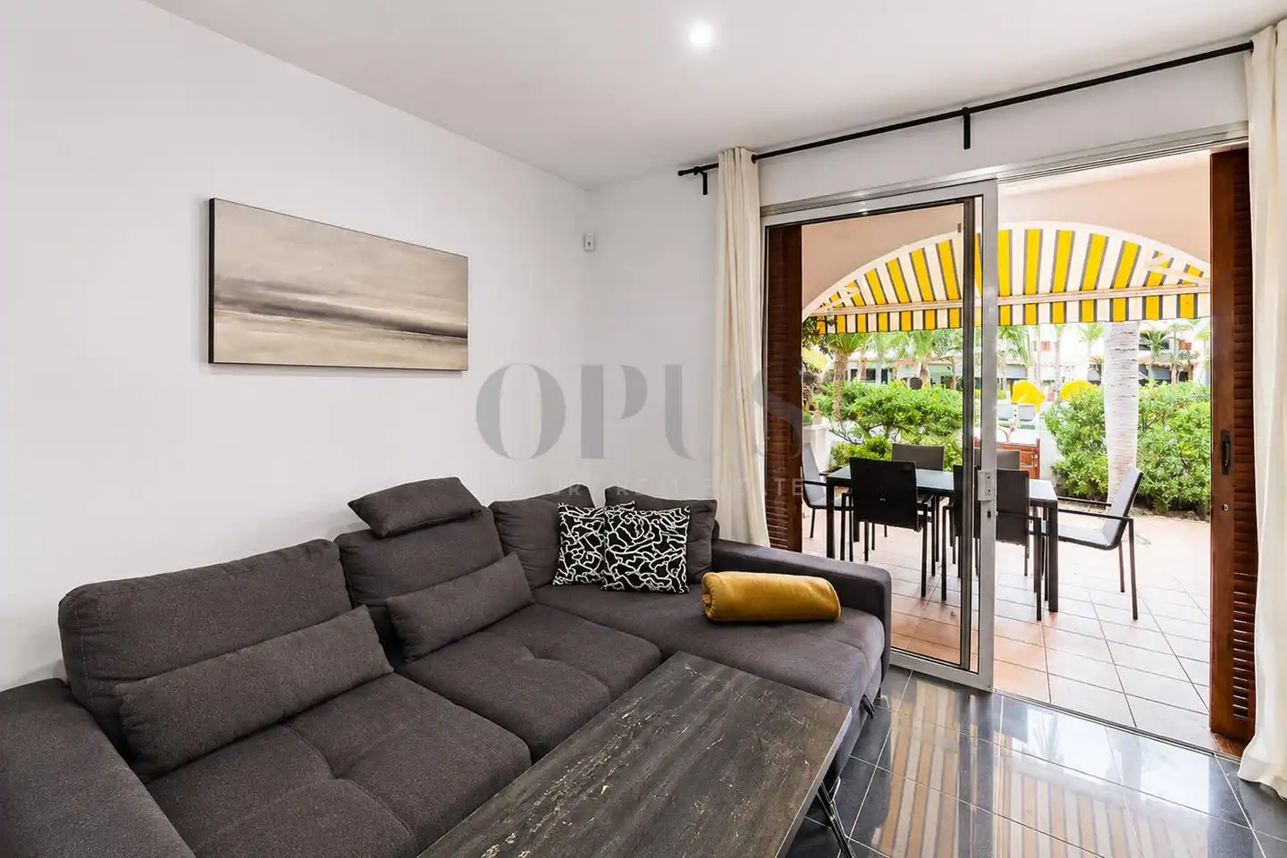 Living room of Houses for sale in Arona  with Terrace, Furnished and Community pool