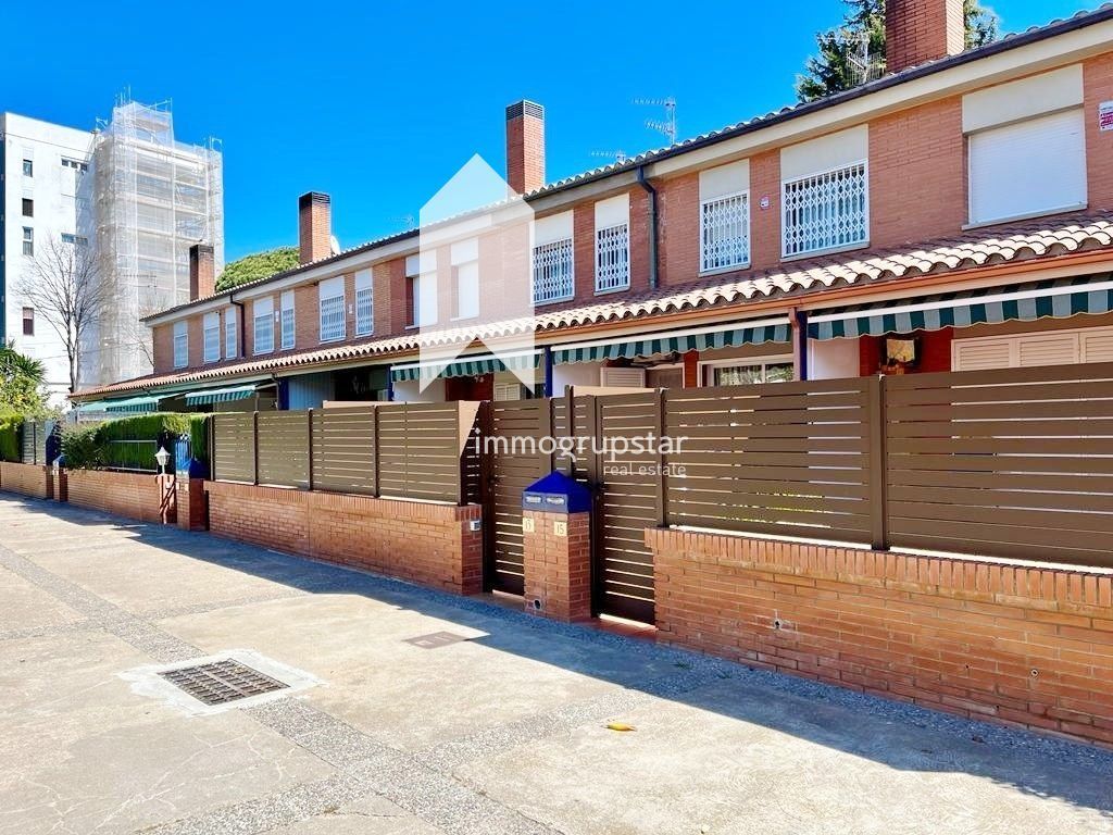 Exterior view of House or chalet for sale in Castell-Platja d'Aro  with Heating, Terrace and Balcony