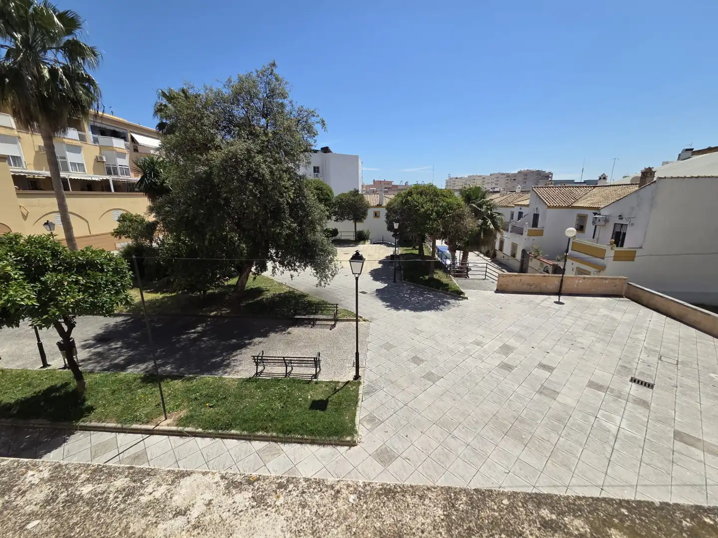 Exterior view of Buildings for sale in Algeciras