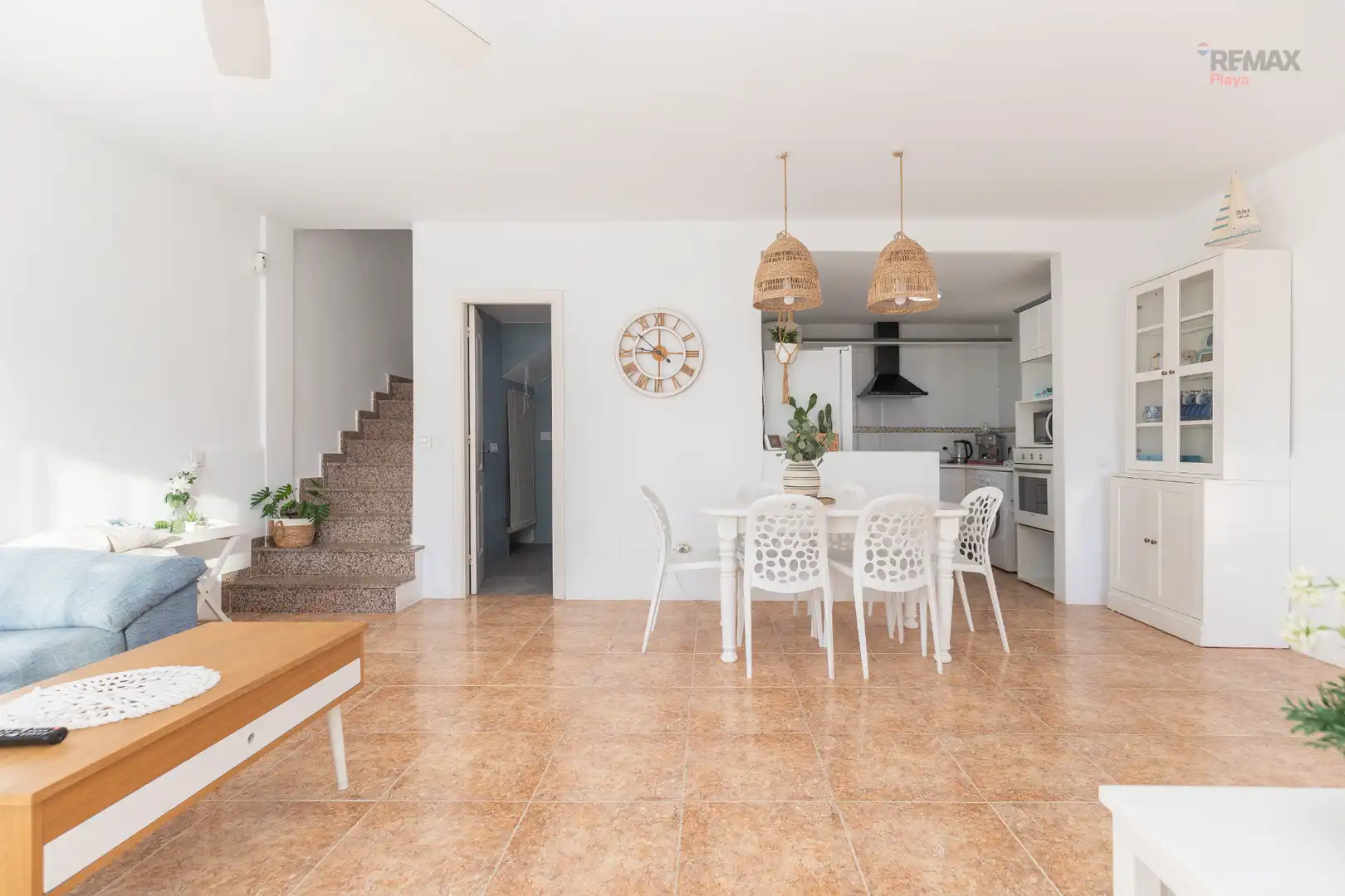 Terraced house with pool for sale in Calle Magallanes 142, imagen 9