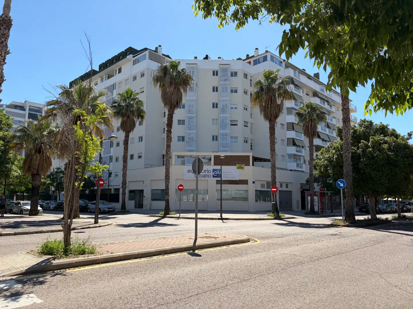 Exterior view of Flat for sale in Valencia  with Air Conditioner, Terrace and Swimming Pool