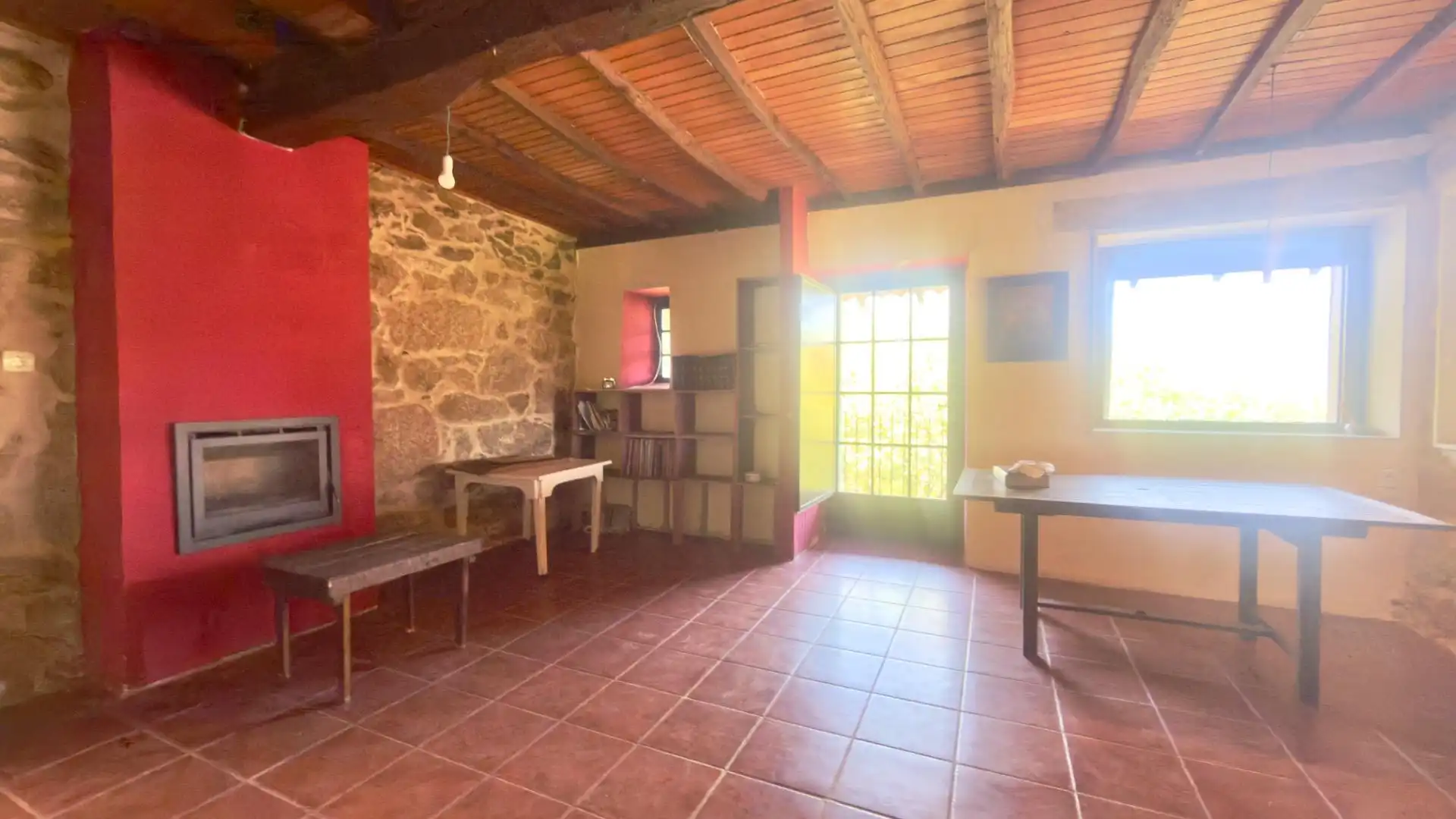 Cuina de Finca rústica en venda en Castrelo de Miño amb Jardí privat, Terrassa i Moblat