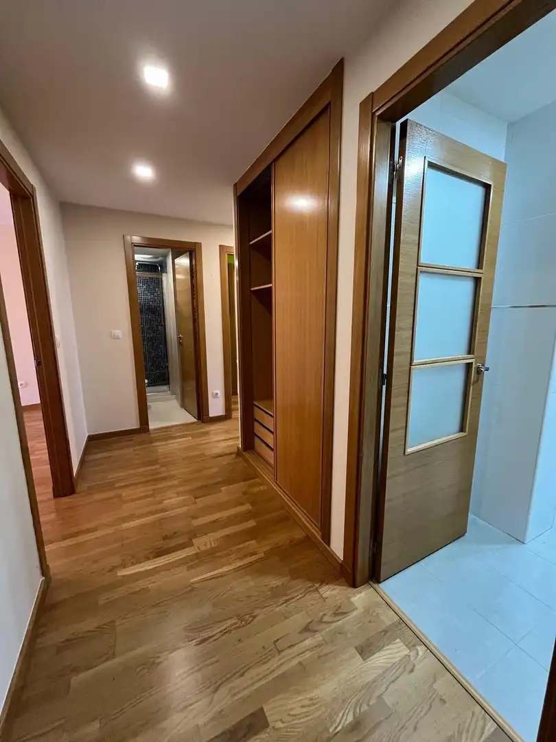 Flat for rent in Cambre   with Heating and Storage room