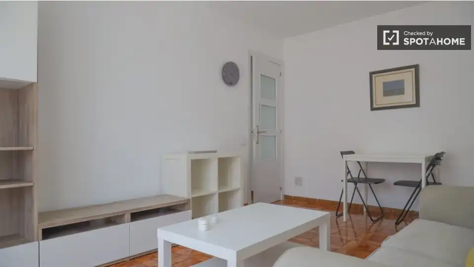 Appartamento con terrazza in affitto a Usera, imagen 5