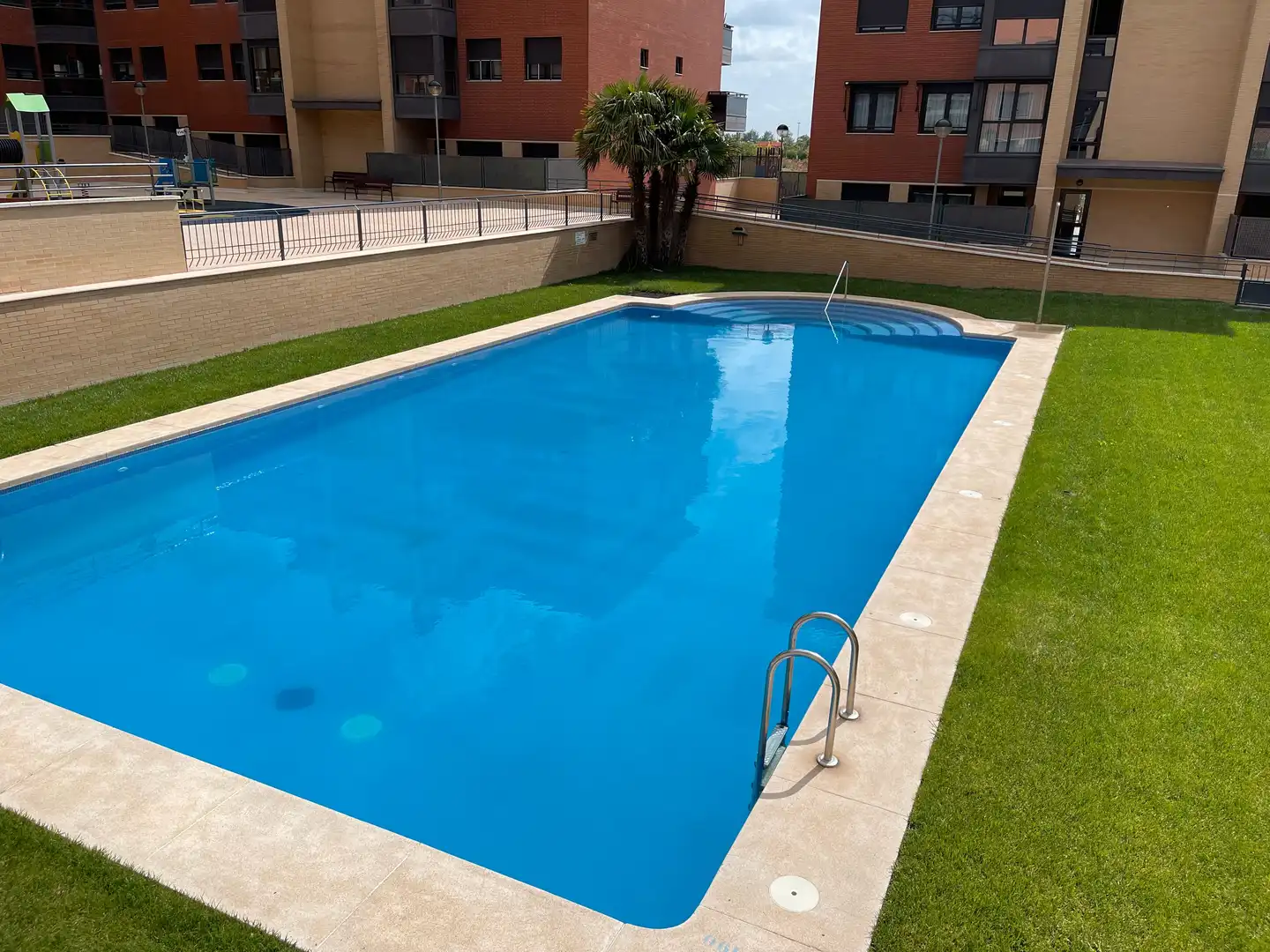 Flat for rent in Calle Ramon Margalef, Aranzana