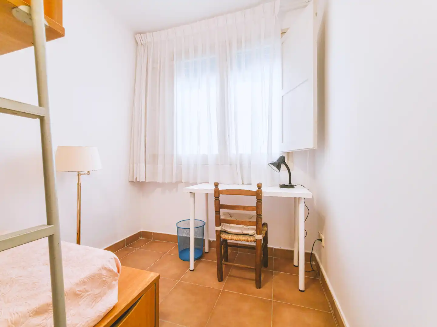 Schlafzimmer von Wohnung zur Miete in Sant Pol de Mar mit Terrasse, Möbliert und Ofen